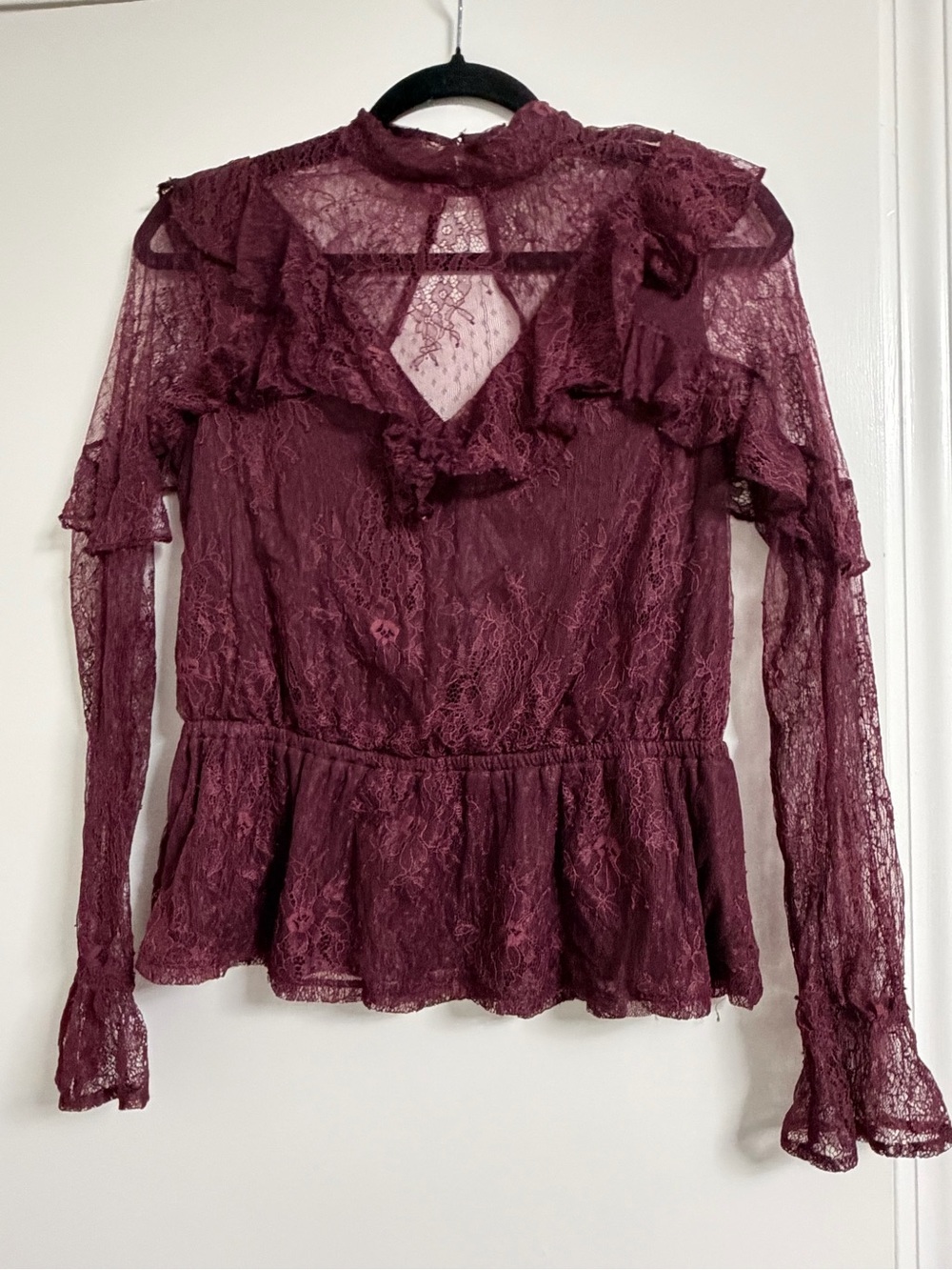 Express Women's Lace Ruffle Peplum Top - Burgundy